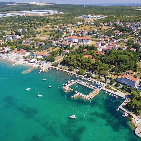 Apartment One-bedroom In Sveti Filip i Jakov