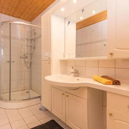 One-bedroom In * Sveti Filip i Jakov
